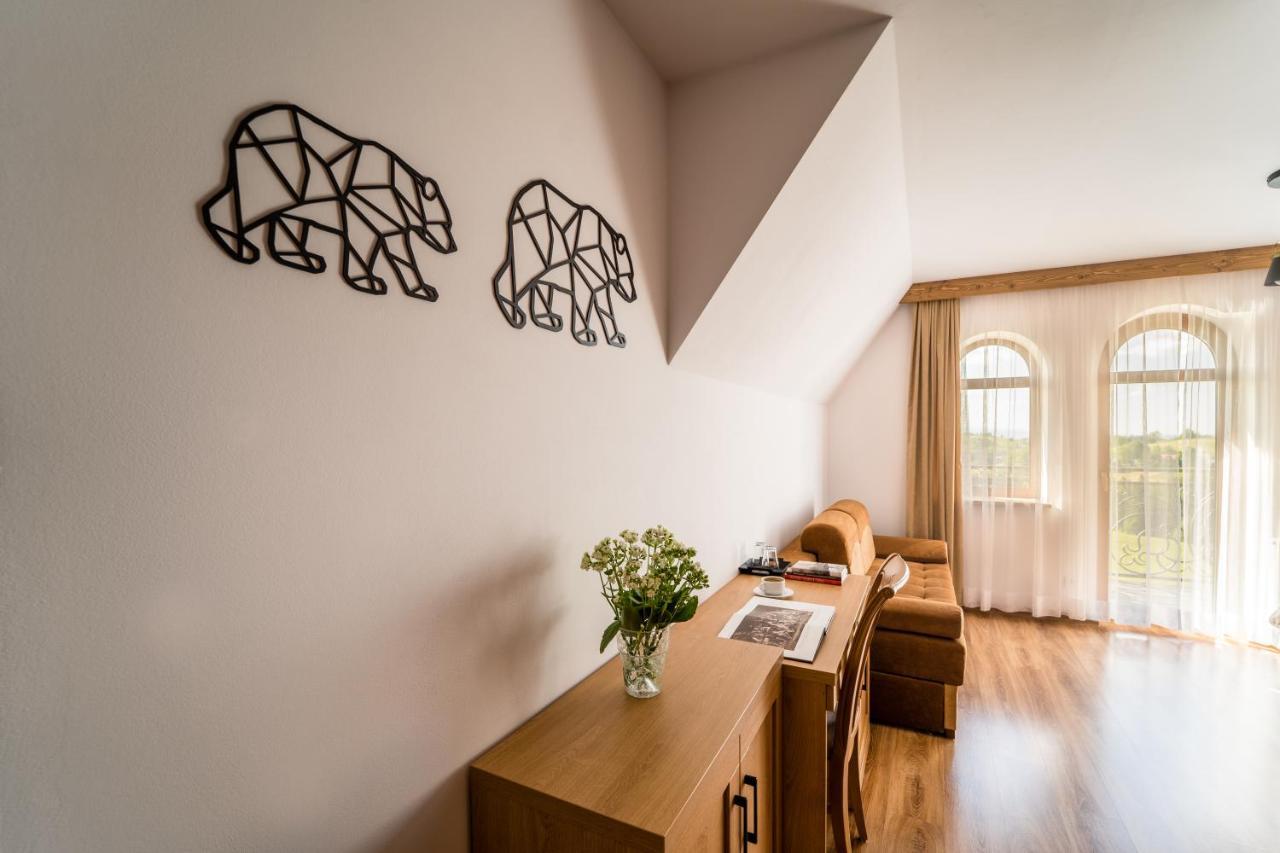Miodowy Dworek Bukowina Tatrzańska Extérieur photo