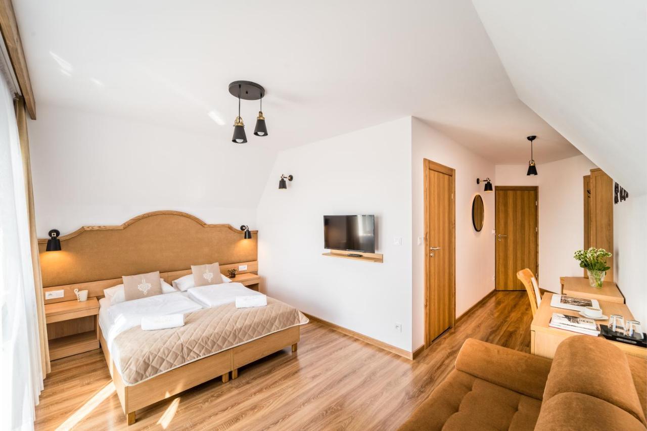 Miodowy Dworek Bukowina Tatrzańska Extérieur photo